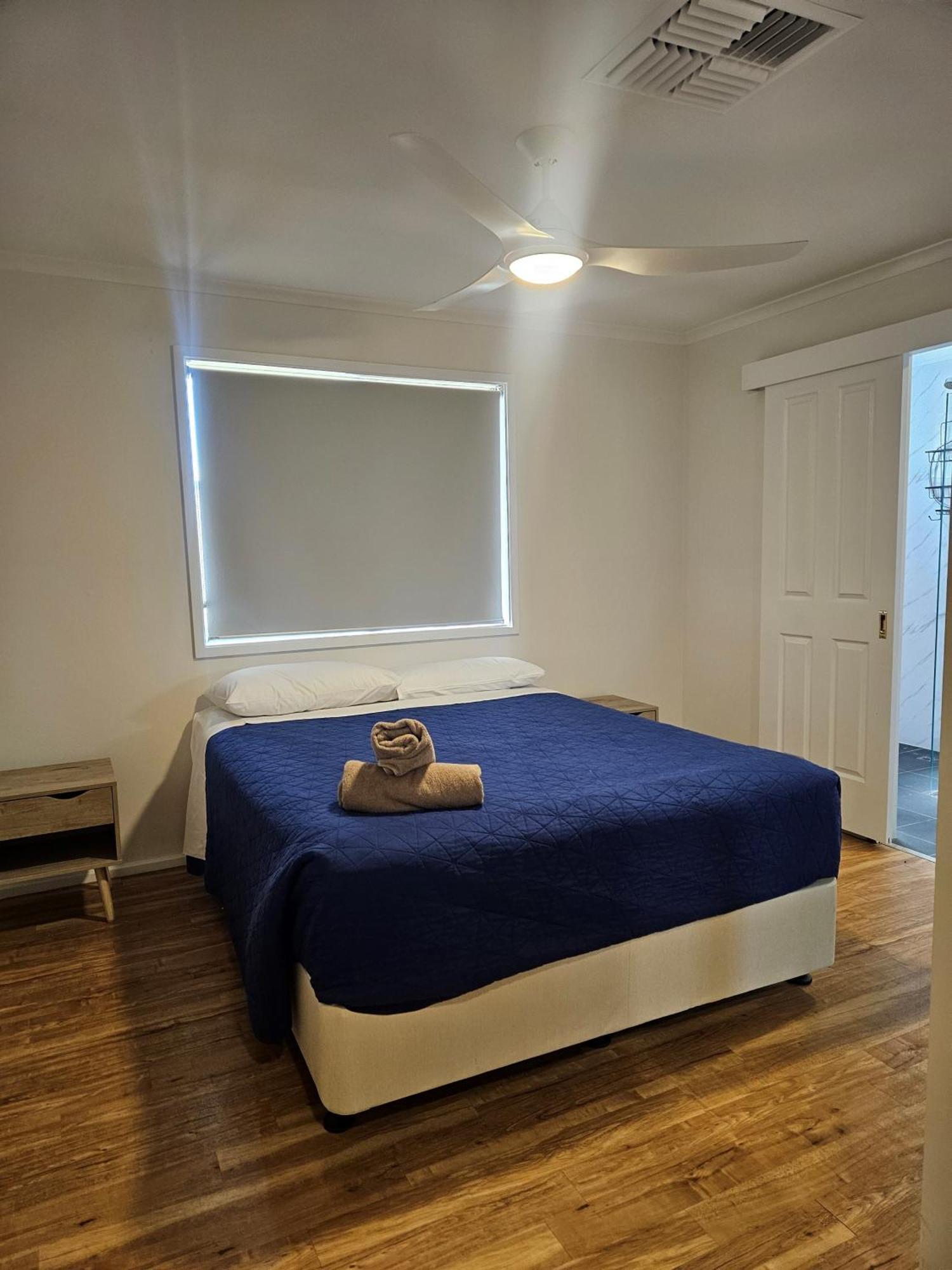 Central Caravan Park Перт Экстерьер фото