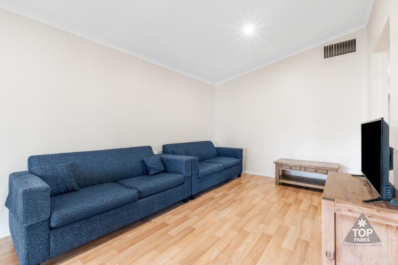 Central Caravan Park Перт Экстерьер фото